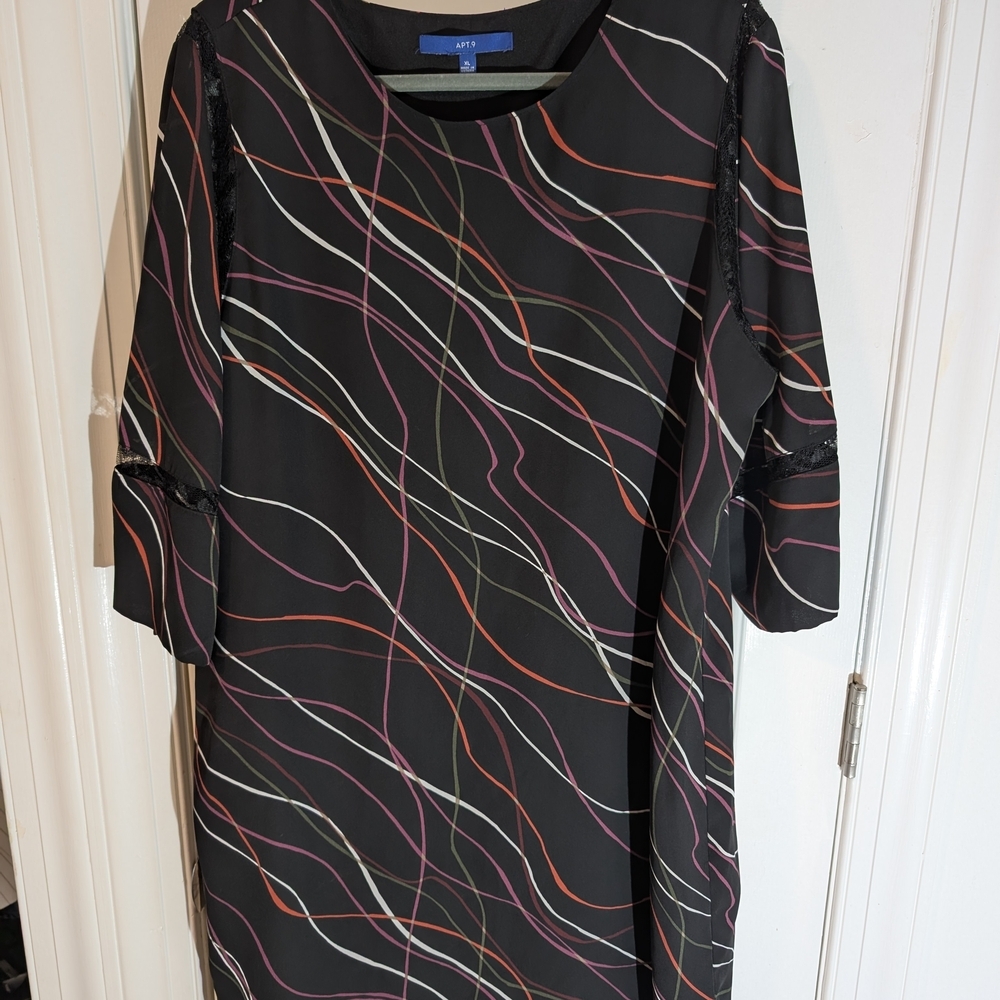 Apt. 9 Black Multicolor Wave Pattern Tunic - image 1